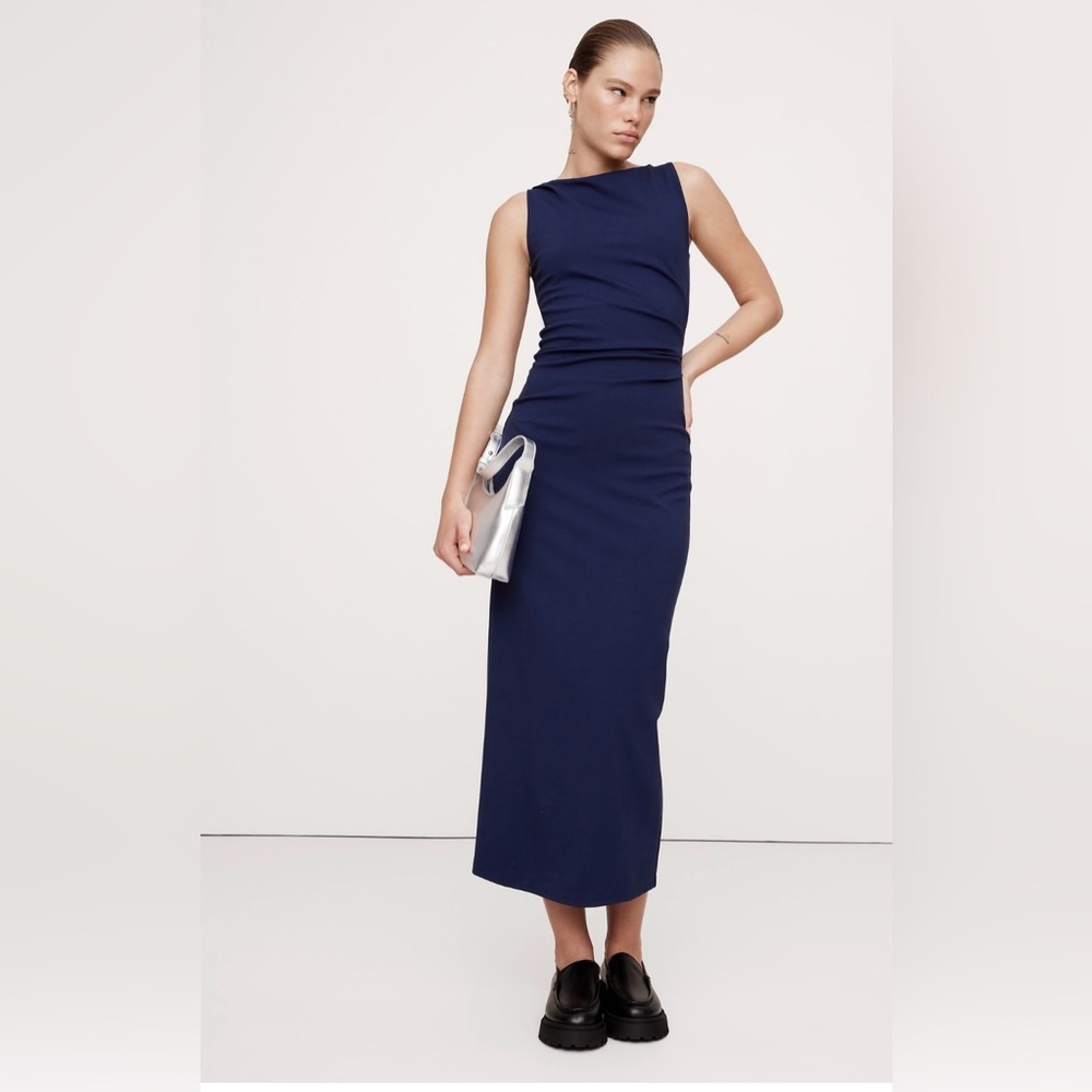 NWT-Banana Republic Lightweight Ponte Maxi Dress, Medium